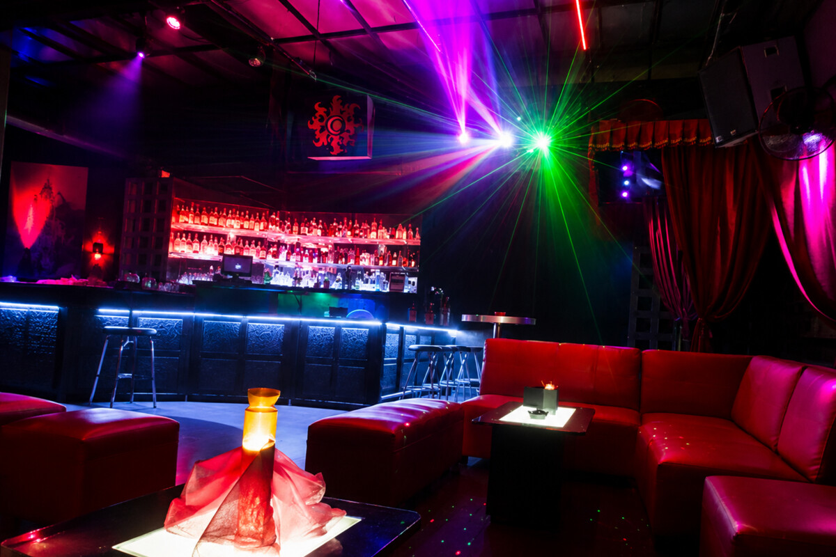 Barra y discoteca PRIVE en Villa las Fuentes